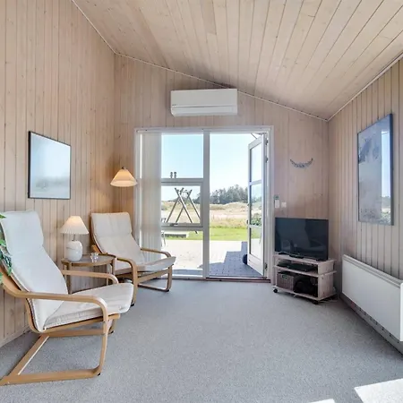 Elsabet - 750m From The Sea By Interhome