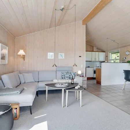 Elsabet - 750m From The Sea By Interhome *